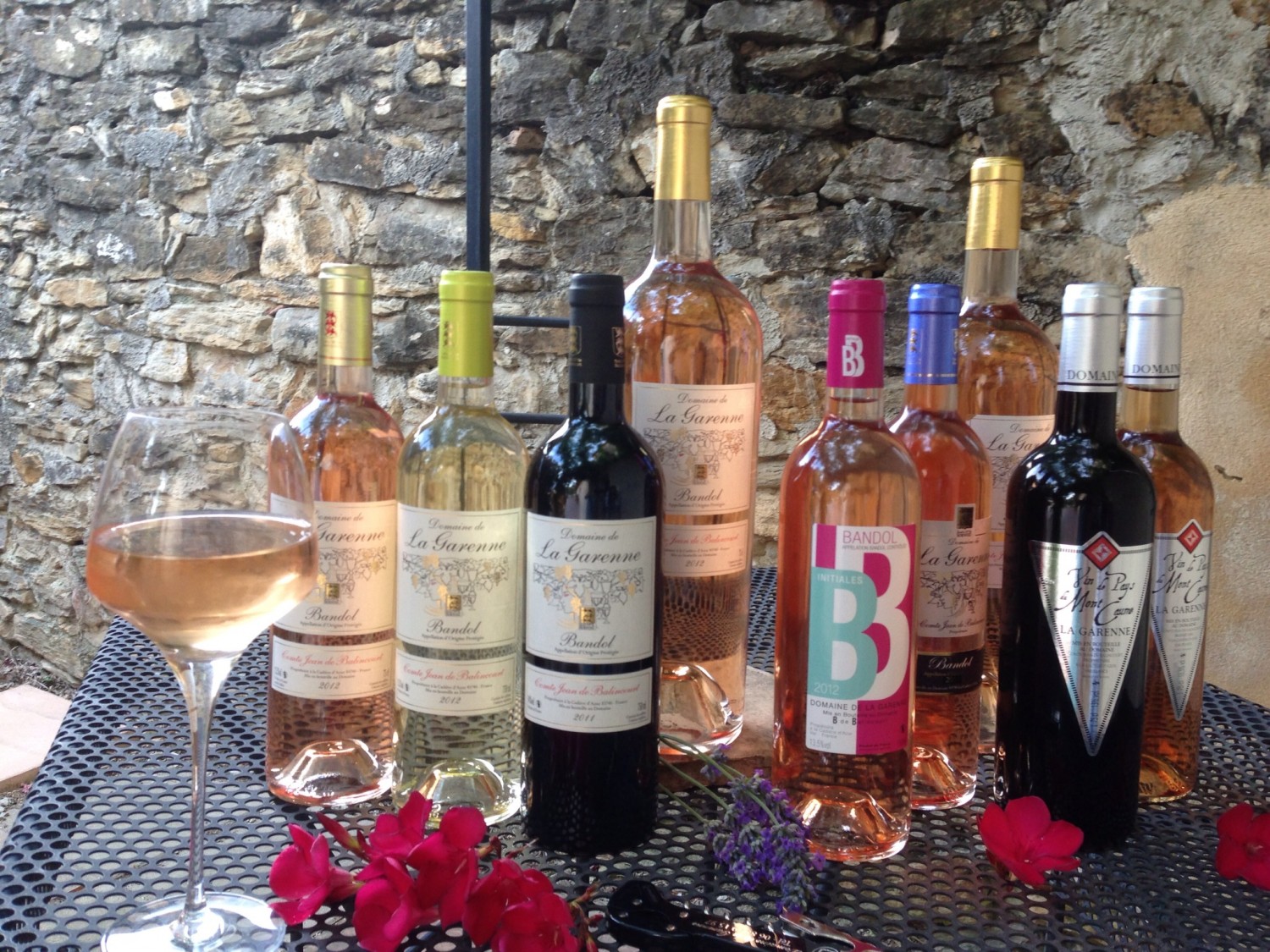 Nos bouteilles de vins de Bandol Domaine de la Garenne Nos bouteilles de vins de Bandol Domaine de la Garenne